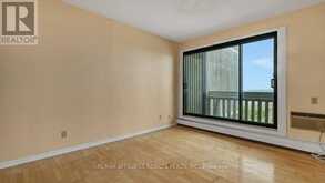 2110 - 415 GREENVIEW AVENUE | Ottawa Ontario | Slide Image Twelve