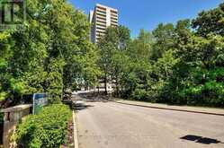 2110 - 415 GREENVIEW AVENUE | Ottawa Ontario | Slide Image Three