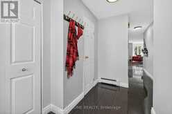 43 CRISPIN PRIVATE | Ottawa Ontario | Slide Image Three