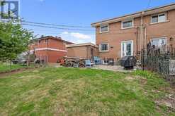 144 VIEWMOUNT DRIVE | Ottawa Ontario | Slide Image Eighteen