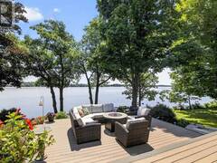 102 HERON LANE Carleton Place Ontario, K7C 4L3