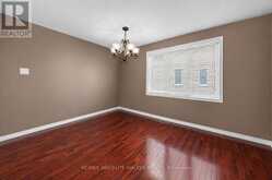 8 - 299 AQUAVIEW DRIVE | Ottawa Ontario | Slide Image Eight