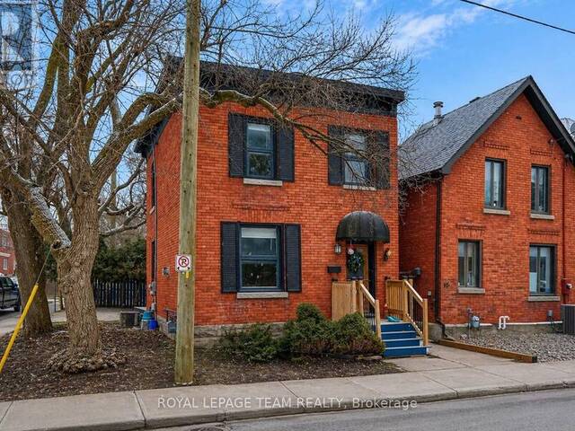 8 LEWIS STREET Ottawa Ontario, K2P 0S3 - 3 Bedrooms Home For Sale