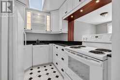 12 LEWIS STREET | Ottawa Ontario | Slide Image Thirteen