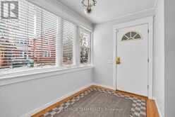 12 LEWIS STREET | Ottawa Ontario | Slide Image Two