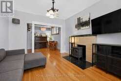 12 LEWIS STREET | Ottawa Ontario | Slide Image Four