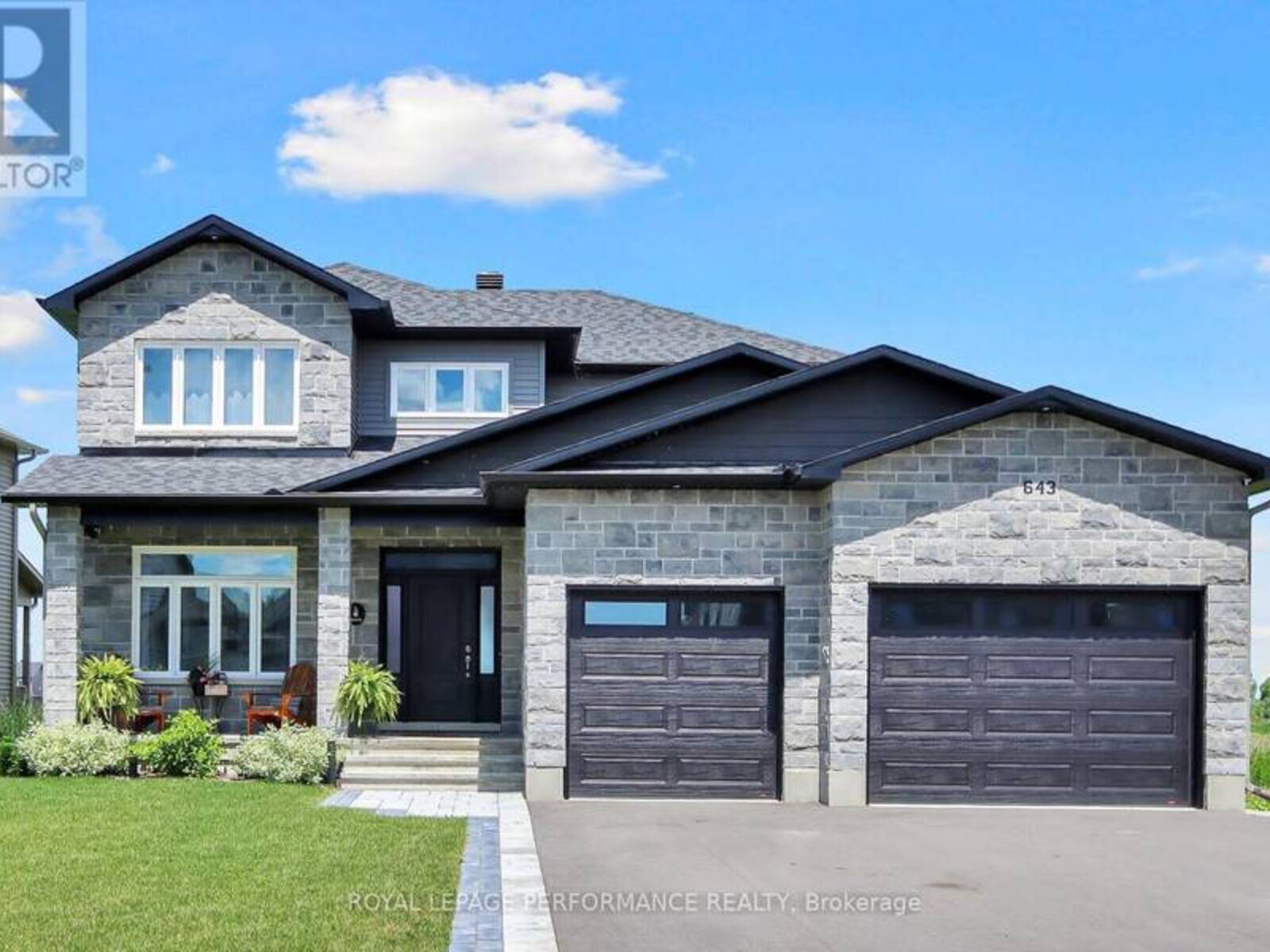 643 PARKVIEW TERRACE, Russell, Ontario K4R 0C6