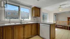 1626 BLOHM DRIVE | Ottawa Ontario | Slide Image Nine