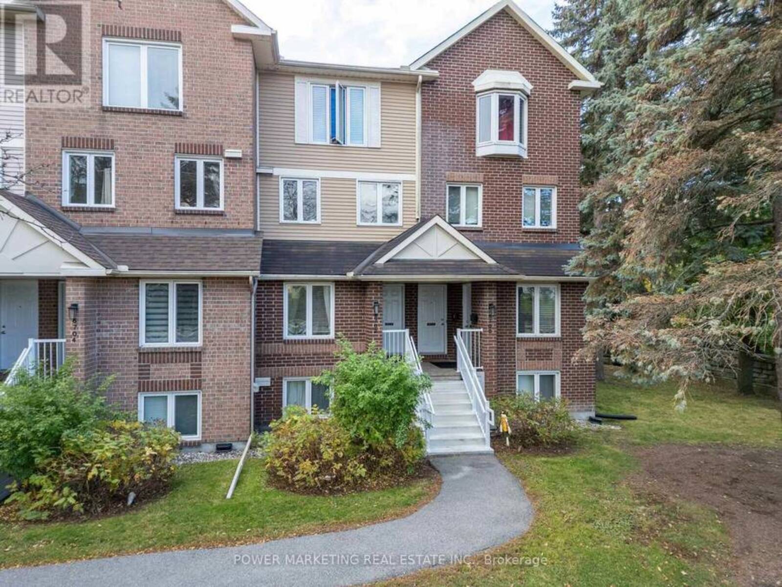 B - 6702 JEANNE D'ARC BOULEVARD N, Ottawa, Ontario K1C 6E9