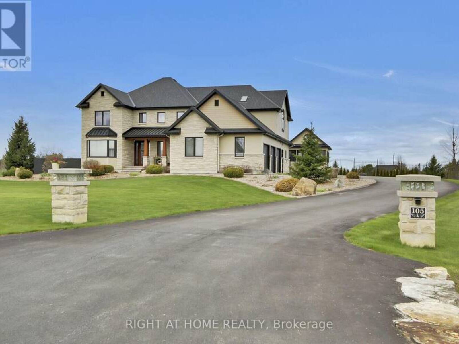105 RAVENVIEW WAY, Ottawa, Ontario K2W 0E2