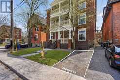 72 FIFTH AVENUE | Ottawa Ontario | Slide Image Three
