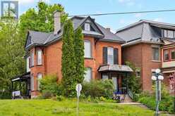 422 DONALD B MUNRO DRIVE | Ottawa Ontario | Slide Image Two