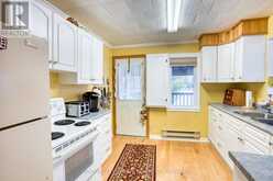 747 BROOKS CORNER ROAD | Perth Ontario | Slide Image Thirteen