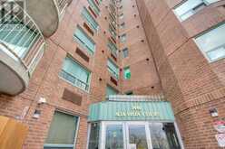811 - 1440 HERON ROAD | Ottawa Ontario | Slide Image Three