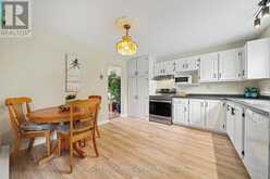 22 POOLE CREEK CRESCENT | Ottawa Ontario | Slide Image Nine