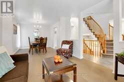 33 SPUR AVENUE | Ottawa Ontario | Slide Image Four