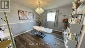 13 PEARL STREET | Smiths Falls Ontario | Slide Image Thirteen