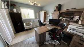 13 PEARL STREET | Smiths Falls Ontario | Slide Image Nine