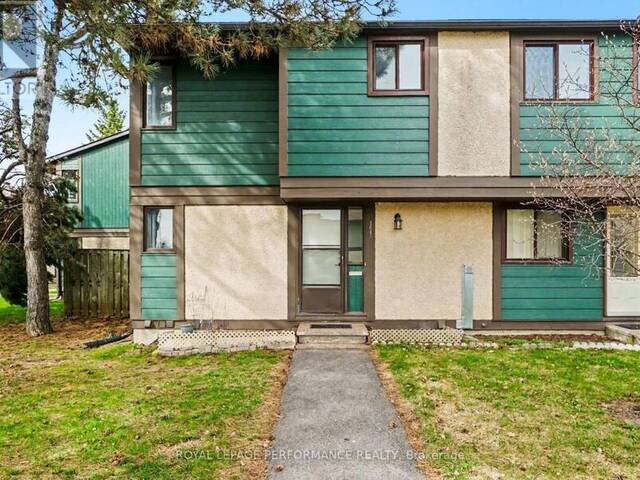 1641 MEADOWBROOK ROAD Ottawa Ontario, K1B 4W6 - 3 Bedrooms Condo For Sale