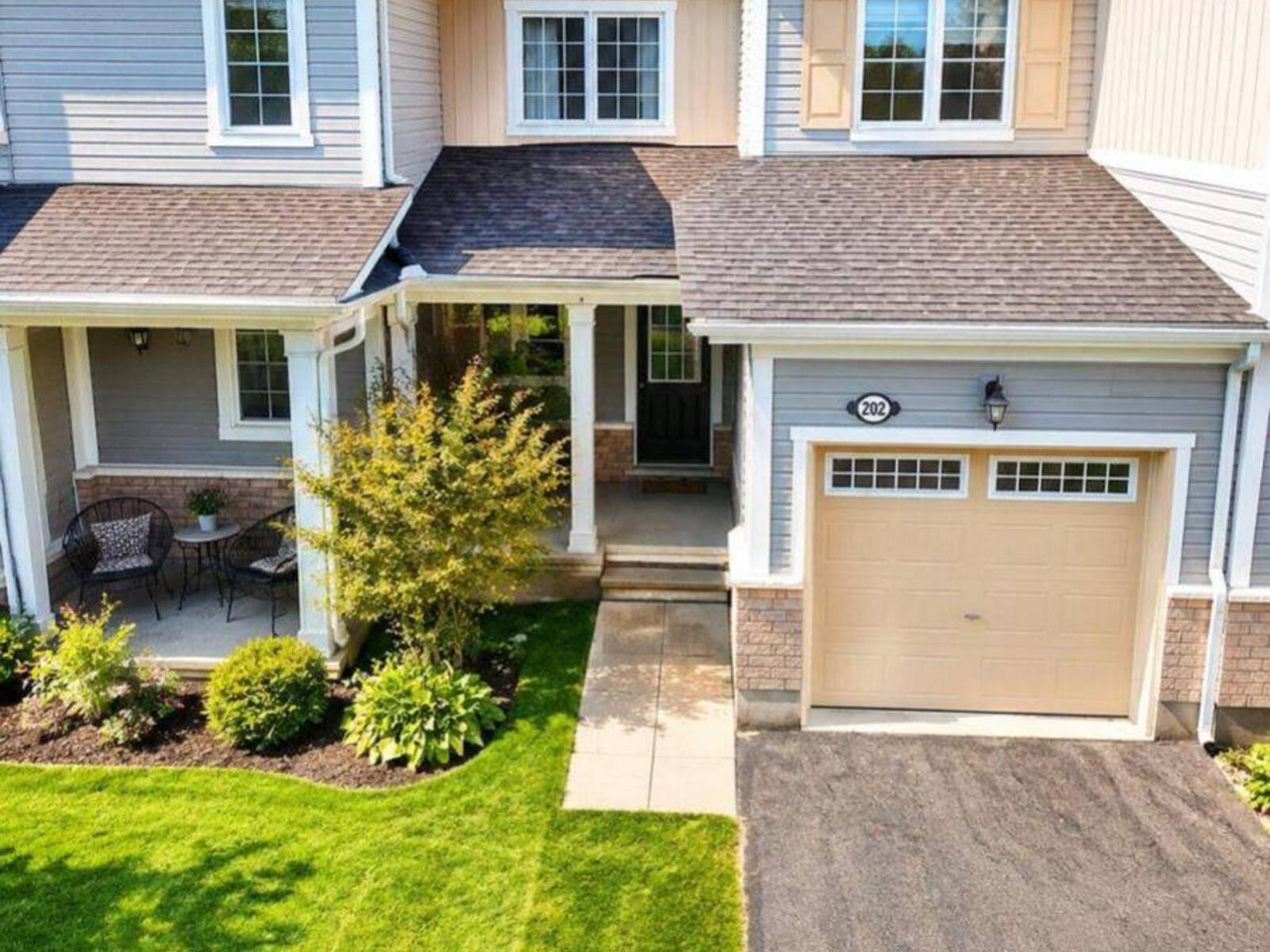 202 CONIFER CREEK CIRCLE, Ottawa, Ontario K2M 0M2