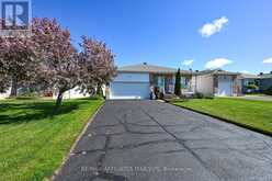 11 DECARIA BOULEVARD | Perth Ontario | Slide Image One