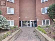 105B - 2044 ARROWSMITH DRIVE | Ottawa Ontario | Slide Image Two