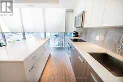 611 - 111 CHAMPAGNE AVENUE | Ottawa Ontario | Slide Image Eight