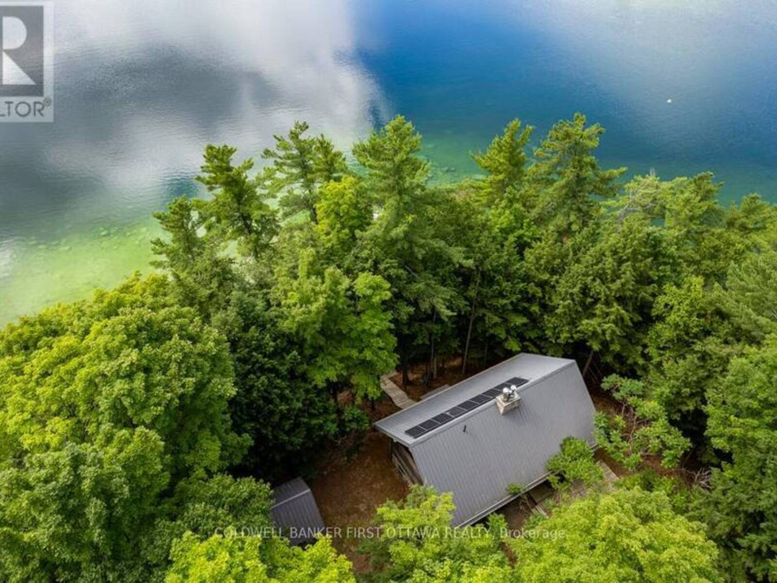 2275 PALMERSTON LAKE, North Frontenac, Ontario K0H 2J0