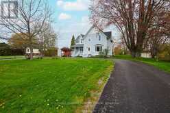 11719 LAKESHORE DRIVE | Morrisburg Ontario | Slide Image Three