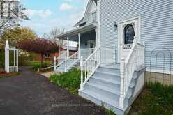 11719 LAKESHORE DRIVE | Morrisburg Ontario | Slide Image Five