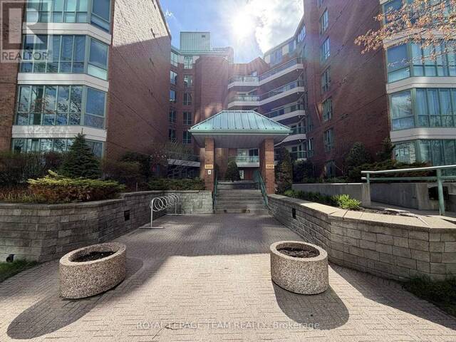 102 - 550 CAMBRIDGE STREET S Ottawa Ontario, K1S 5N3 - 2 Bedrooms Condo For Sale