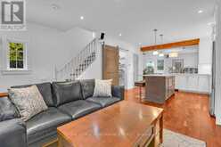 19 WINDSOR AVENUE | Ottawa Ontario | Slide Image Three