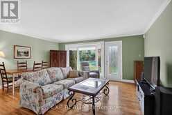 632 CHADBURN AVENUE | Ottawa Ontario | Slide Image Three