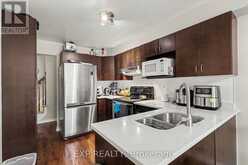 273 ROLLING MEADOW CRESCENT | Ottawa Ontario | Slide Image Six