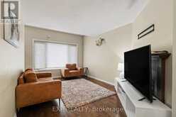 273 ROLLING MEADOW CRESCENT | Ottawa Ontario | Slide Image Eight