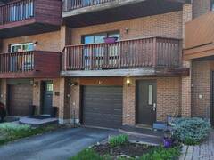 15 BIRCHDALE AVENUE Ottawa Ontario, K2H 5A1