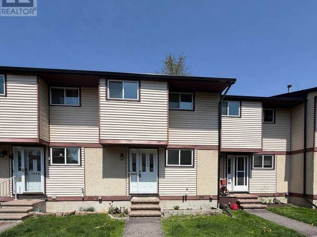 1584 FEATHER LANE Ottawa Ontario, K1T 1V4 - 3 Bedrooms Condo For Sale