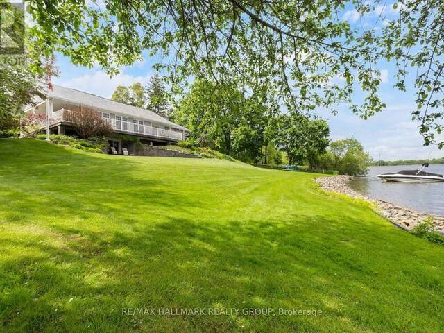 1 RIDEAU GLEN DRIVE Ottawa Ontario, K2C 3H1 - 3 Bedrooms Waterfront Home For sale