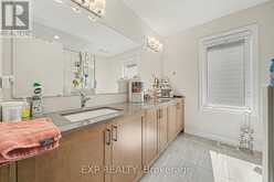 233 CONSERVANCY DRIVE | Ottawa Ontario | Slide Image Thirteen