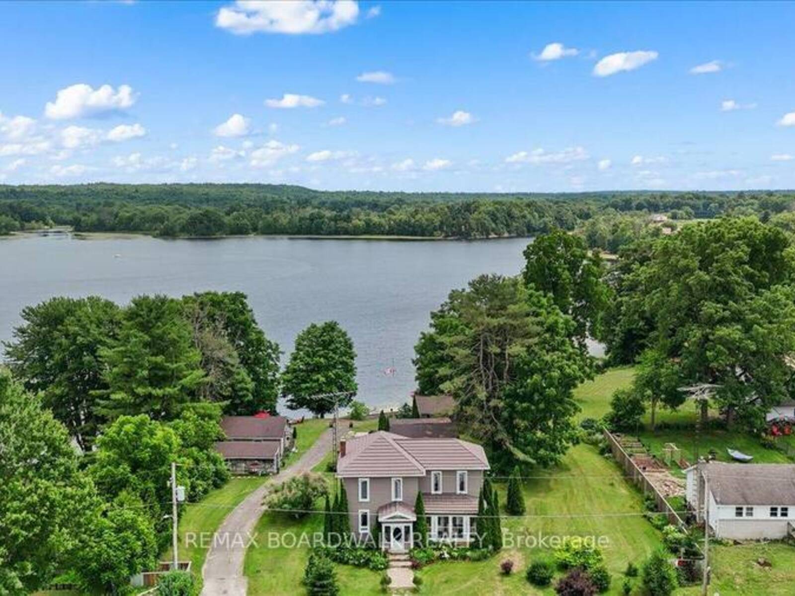 119 OAKEL STREET, Leeds and the Thousand Islands, Ontario K0E 0A6