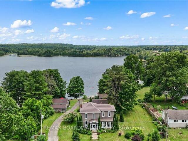 119 OAKEL STREET Leeds and the Thousand Islands Ontario, K0E 0A6 - 9 Bedrooms Waterfront Home For sale