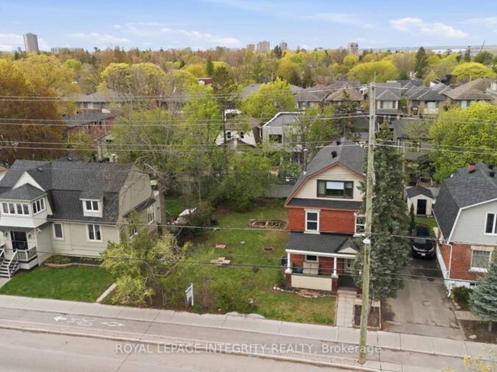 516 CHURCHILL AVENUE N, Ottawa, Ontario K1Z 5E4