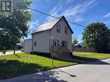 27 ANNE STREET | Smiths Falls Ontario | Slide Image Ten