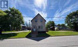 27 ANNE STREET | Smiths Falls Ontario | Slide Image Three