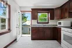 96 YORK STREET | Lanark Ontario | Slide Image Fifteen