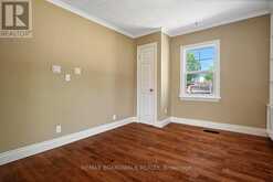 96 YORK STREET | Lanark Ontario | Slide Image Nine