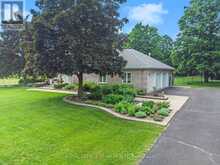 105 MARGARET ANNE DRIVE | Ottawa Ontario | Slide Image Three