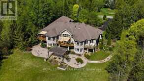 6043 KNIGHTS DRIVE | Ottawa Ontario | Slide Image Forty-nine