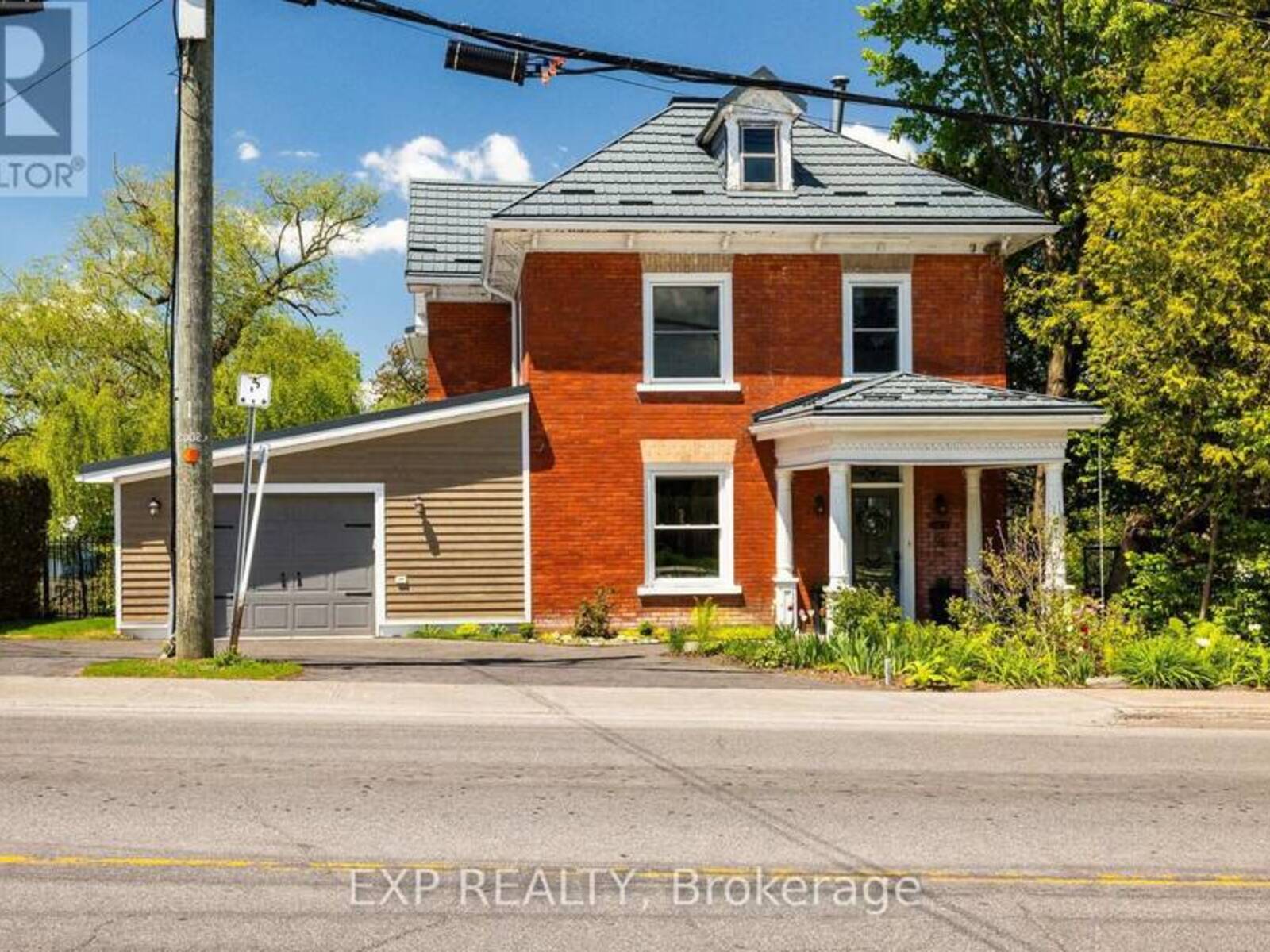 85 SOUTH STREET, Lanark, Ontario K0G 1K0