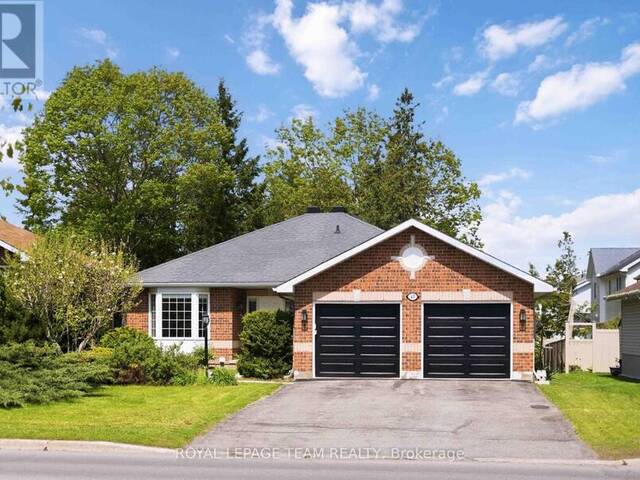 43 WEST RIDGE DRIVE Ottawa Ontario, K2S 1S4 - 4 Bedrooms Home For Sale